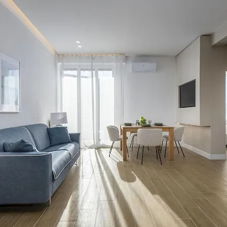 Central Apt Firenze Apartment *